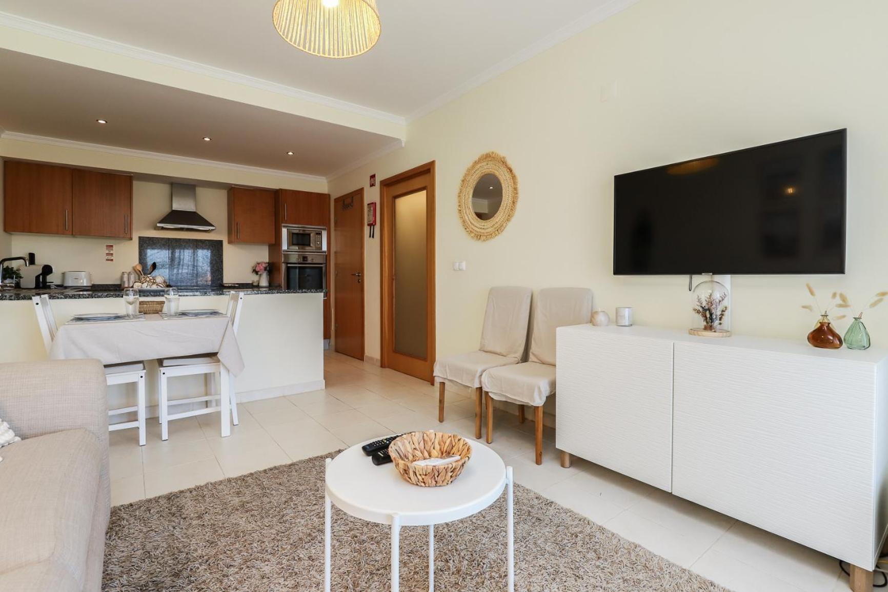 Апартаменти Charming Flat 10 Min Walk To Beach Албуфейра Екстер'єр фото