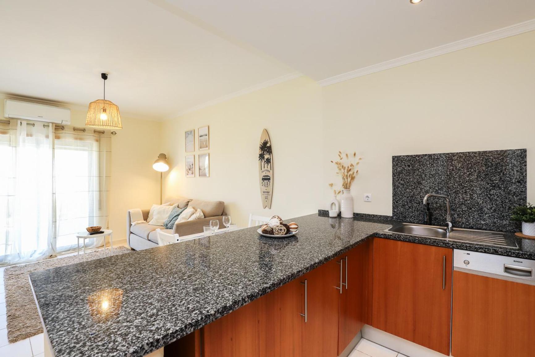 Апартаменти Charming Flat 10 Min Walk To Beach Албуфейра Екстер'єр фото