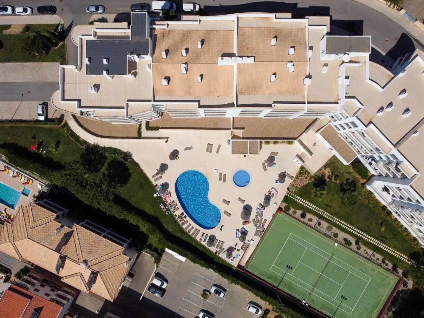 Апартаменти Charming Flat 10 Min Walk To Beach Албуфейра Екстер'єр фото