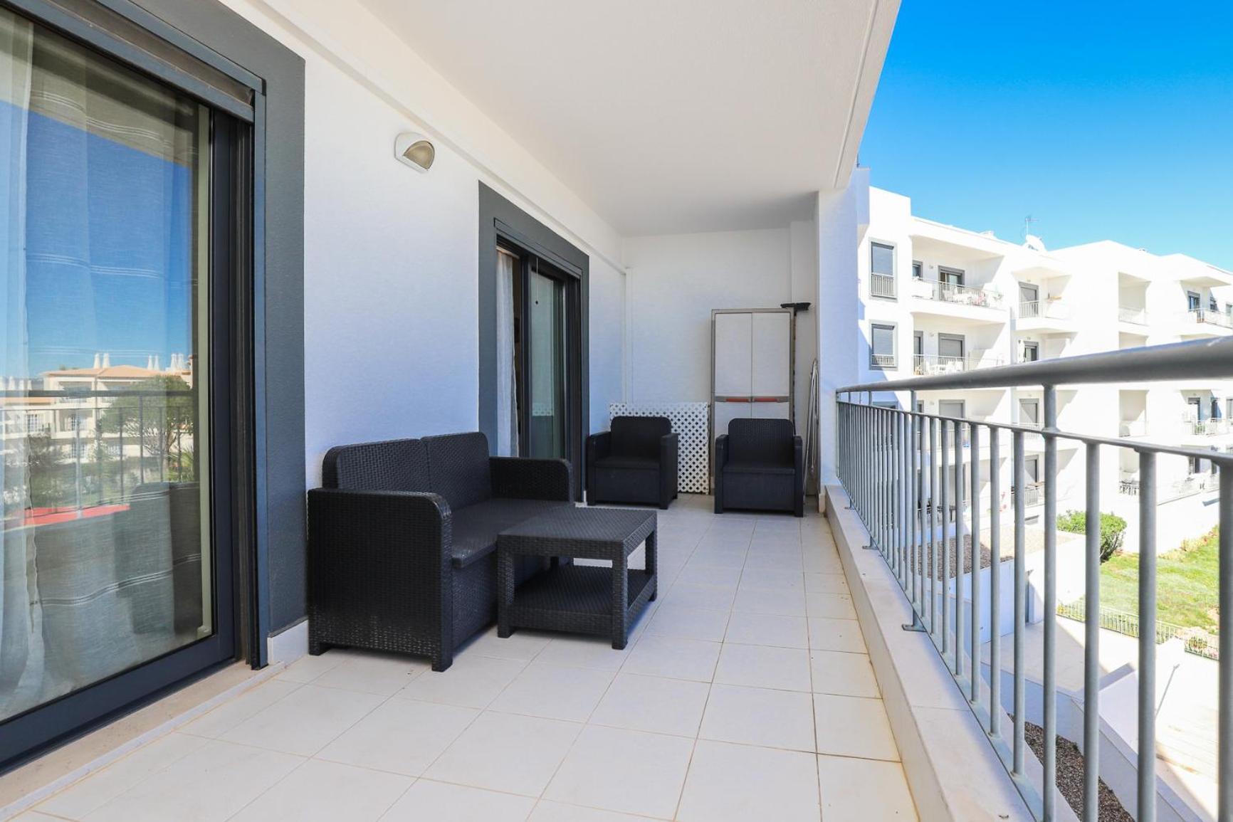 Апартаменти Charming Flat 10 Min Walk To Beach Албуфейра Екстер'єр фото