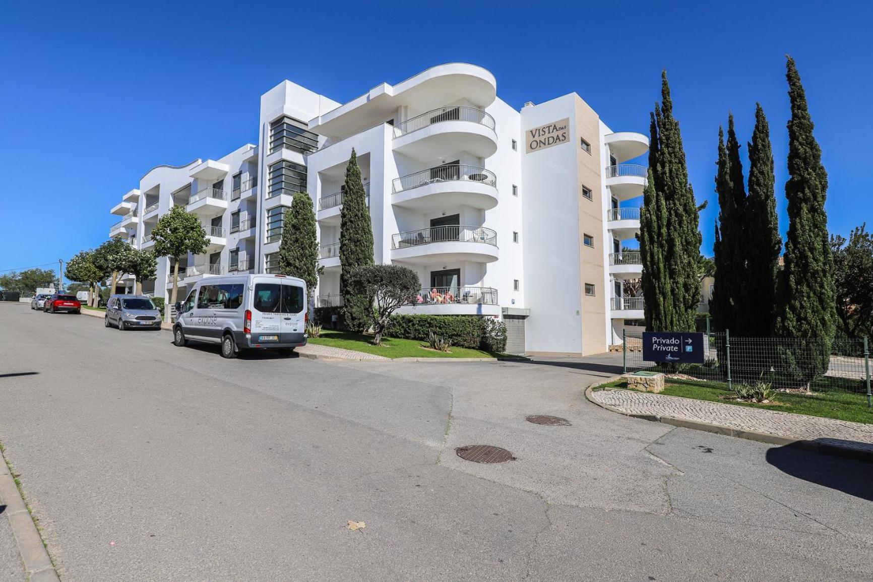 Апартаменти Charming Flat 10 Min Walk To Beach Албуфейра Екстер'єр фото